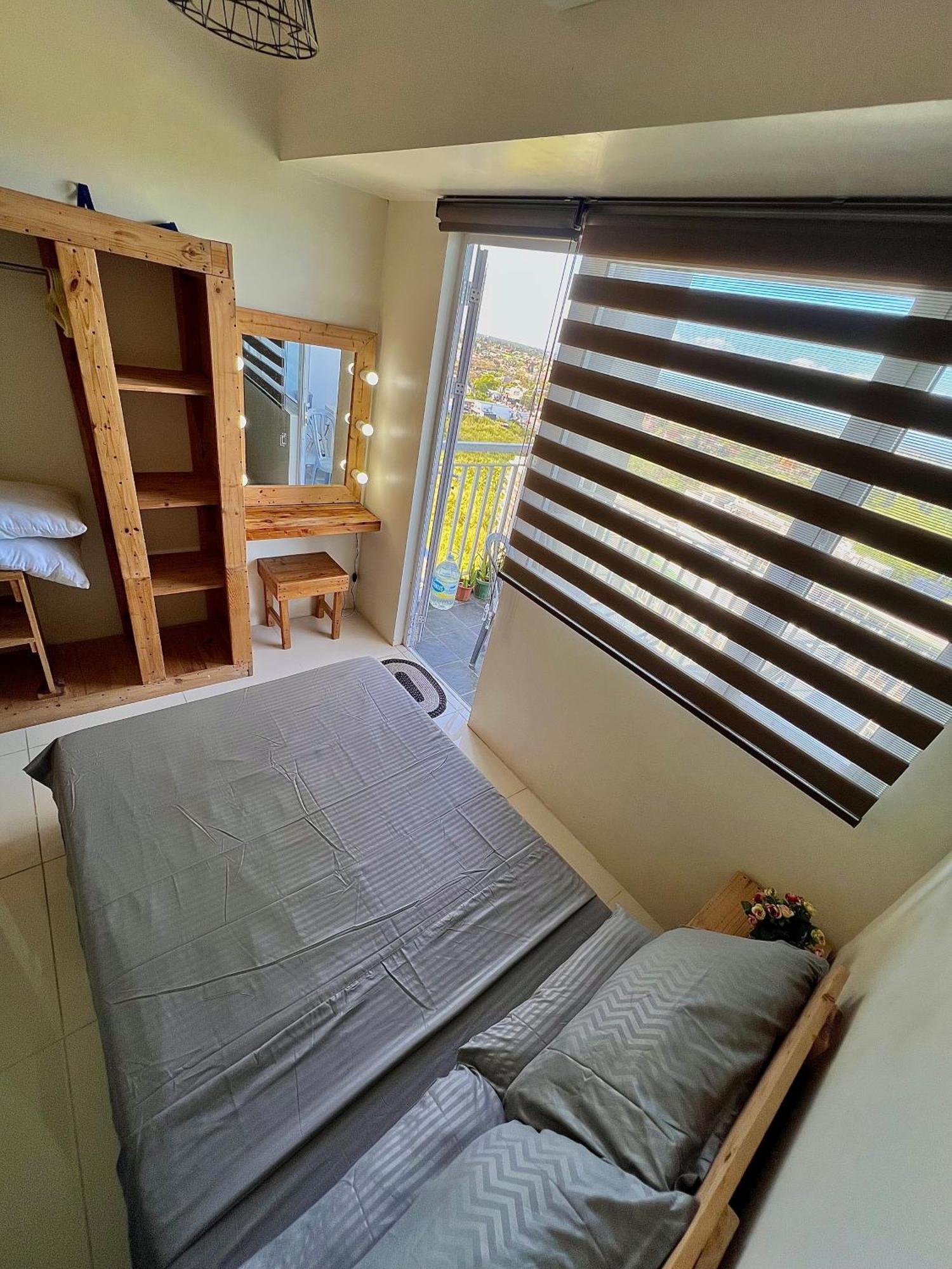 The Pallet House, Wind Residences Tagaytay Tagaytay City Exterior photo